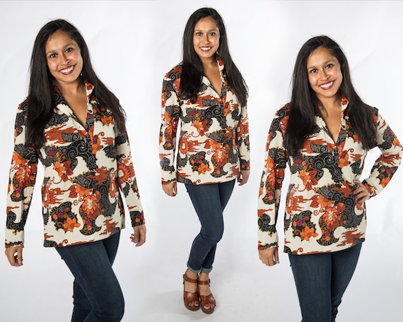 Fun 1970s Psychedelic Pullover Top w Floral Swirl