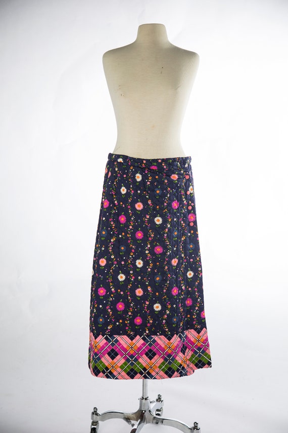 Colorful 1970s Quit Warp Skirt Floral and Plaid P… - image 3