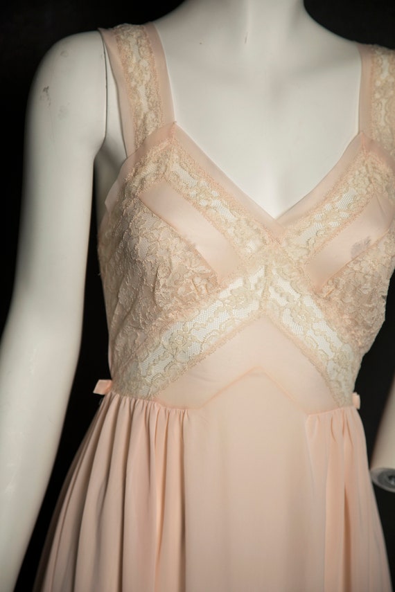 Beautiful 1960s Baby Pink Sheer Nightgown Neglige… - image 5