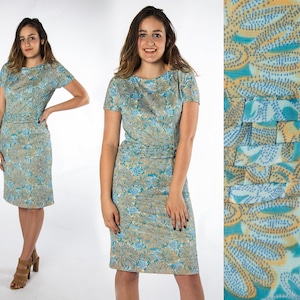 Fun 1960s Blue and Yellow Floral Print Sheath Dress by Leslie Fay - Small