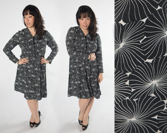 Gorg 1930s Black & White Floral Print Dress with Glass Buttons - 1x, 2x