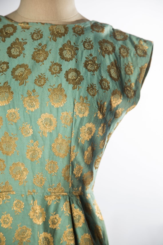 Eye catching 1960s Green with Gold Brocade Sheath… - image 3