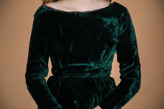 Beautiful 1960s Forest Green Velvet Dress Party P… - image 7