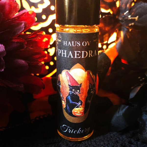 Trickery Perfume Oil - Dark woods, Dark Spices, Halloween, Autumn