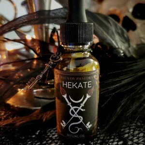 Hekate All Natural Ritual Oil - herbs, Essential Oils