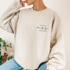 Future mrs sweatshirt, Engagement gift for bride from mother, Engagement gift for best friend, Sister engagement, Engaged sweater