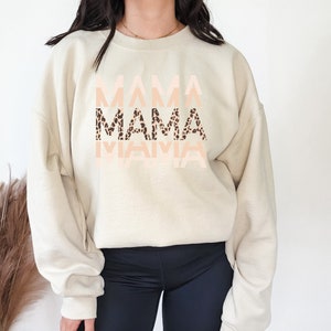 Mama sweatshirt leopard, Pregnant sister gift, Pregnant mom gift, Congratulations gift, New parent gift, Expecting mom gift