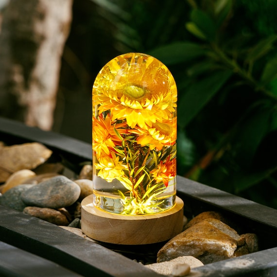 Sunflower Epoxy Resin Lamp Crystal Daisy Night Lamp Resin Night