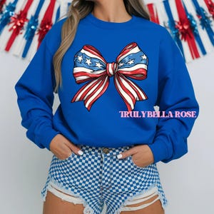 Flag bow Sweatshirt, 4th of July USA Pullover, Patriotic Gildan Crewneck, Independence Day Shirt, Retro USA Flag, America, Usa Coquette