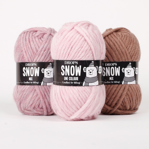 Drops Snow Chunky Yarn, Super Bulky Alpaca Knitting Wool, Jumbo Beginner Yarn, Soft Chunky Knit Wool for Cozy Projects