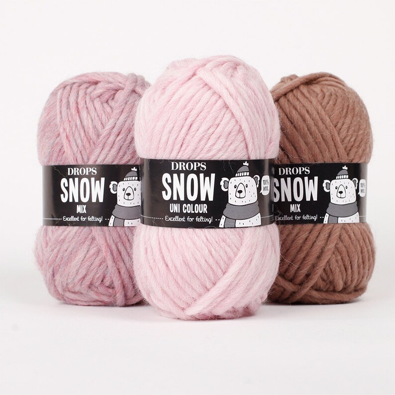 Drops Snow Chunky Yarn, Super Bulky Alpaca Knitting Wool, Jumbo Beginner Yarn, Soft Chunky Knit Wool for Cozy Projects