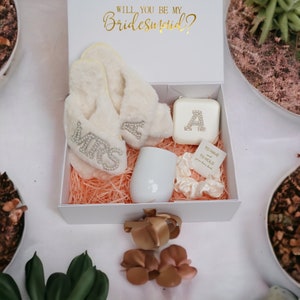 Personalized Bridesmaid Proposal Box,Personalized Keepsake Box, Bridesmaid Gift Box,Proposal Bridal Party Box,Bridesmaid Empty Box