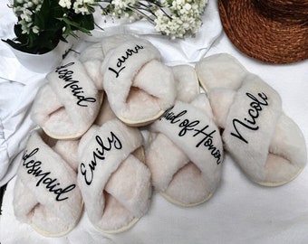 Customized Fluffy Slippers Personalized Slippers for Women Bridesmaid Gifts Wedding Bridal Slippers Bridal Fluffy Slippers Set Birthday Gift
