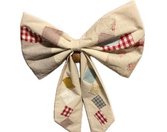 Handmade Patchwork Calico Bow: Cottagecore Decor, Appliqué Accents