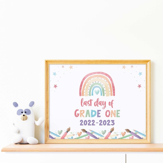 Last Day of Grade One 2022-2023 printable sign | End of school classroom memory photo prop, 1st year girls boho rainbow INSTANT DOWNLOAD R05 Il_570xn