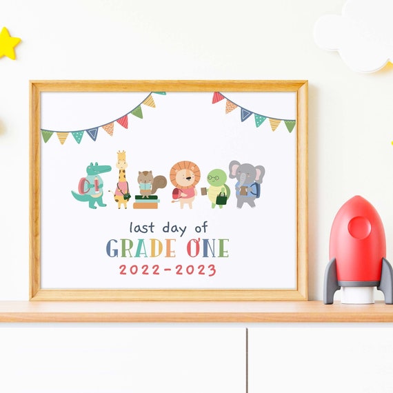 Last Day of Grade One 2022-2023 printable sign | End of school classroom memory photo prop, 1st year zoo animal friends INSTANT DOWNLOAD S02 Il_570xn