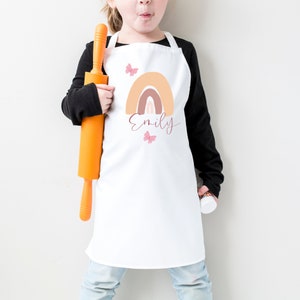 Regenbogen Kinder Schürze, personalisierte Kind Schürze, personalisierte Geschenk für Kinder, Backen Geschenk. Kind Handwerk Schürze, Kind Schürze,
