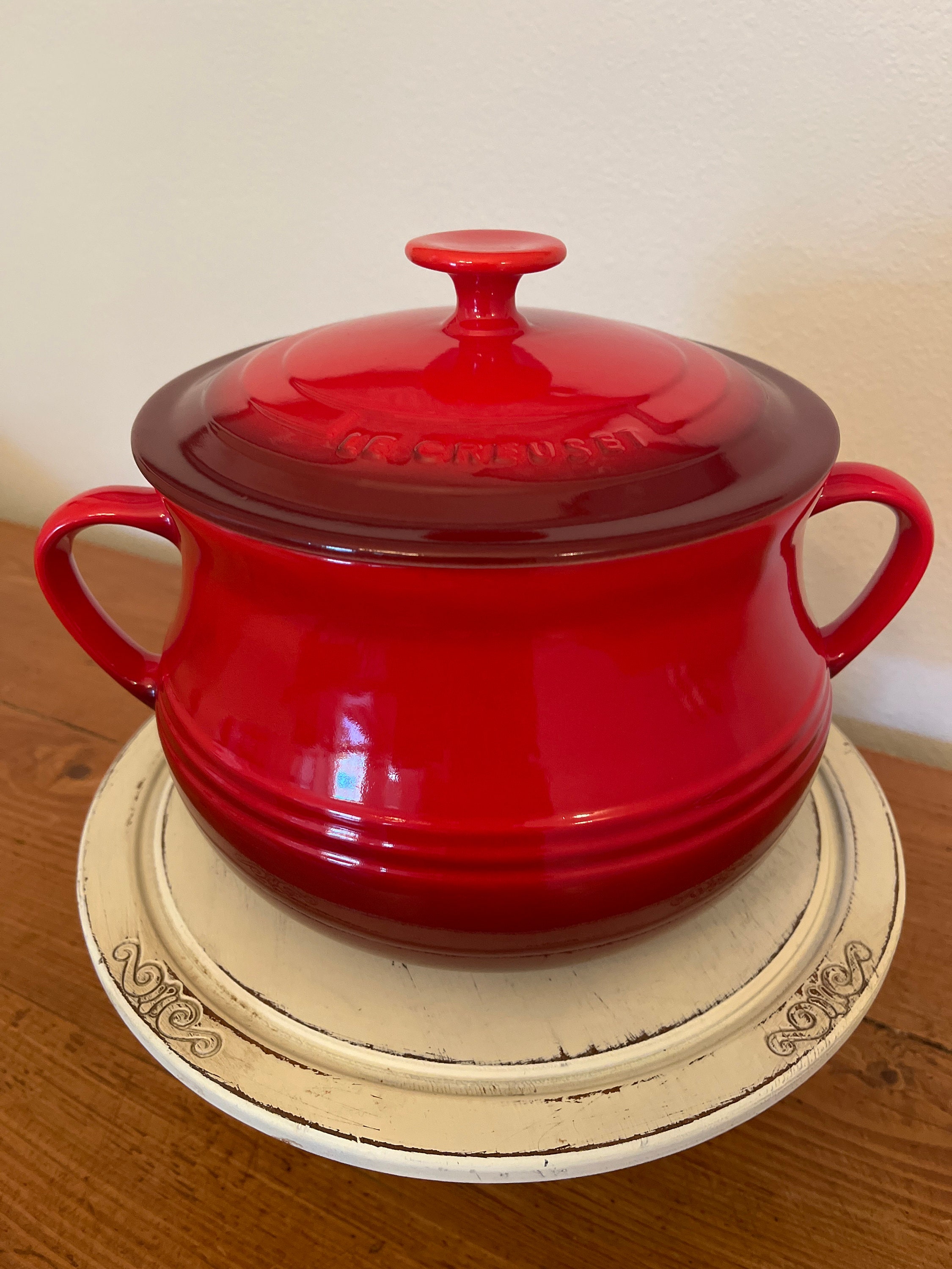 Le Creuset Stoneware 4 QUART BEAN POT Cerise Red -  Finland