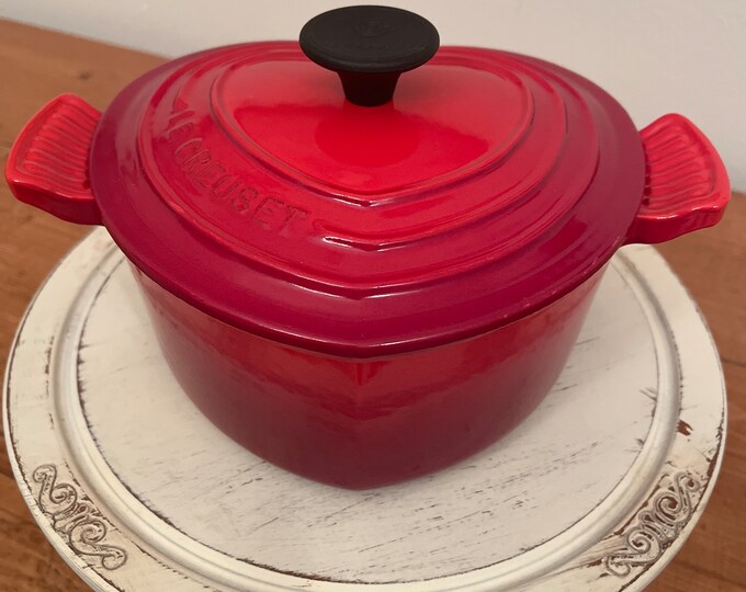 Le Creuset RED HEART 2 Liter Dutch Oven Cocotte Etsy