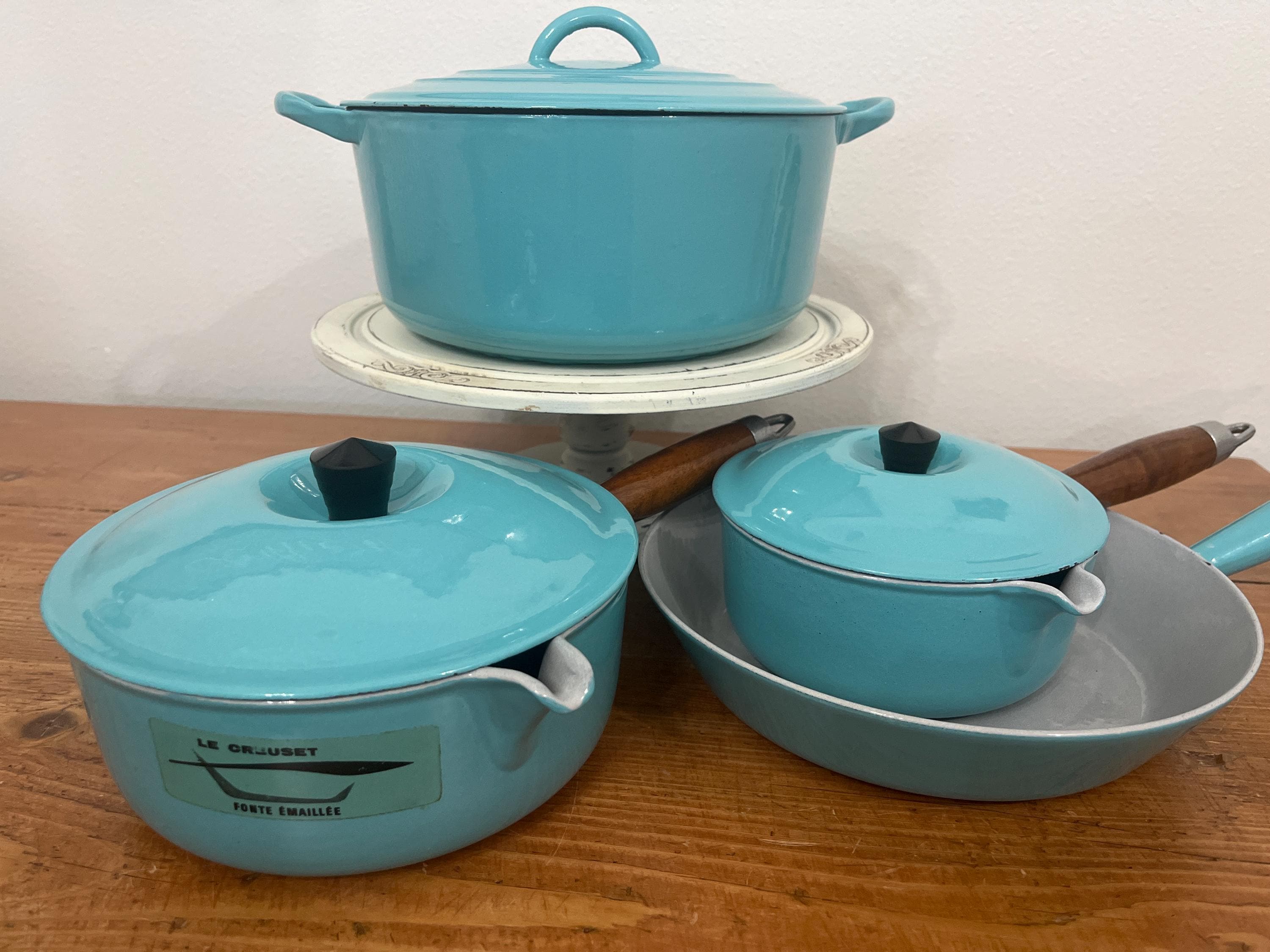 Rare cast iron casserole le creuset enzo mari cocotte size à Anneux