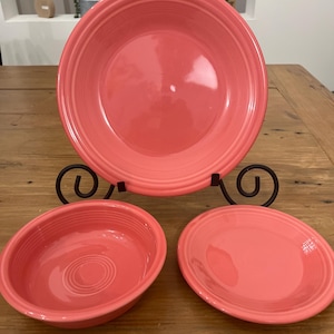Fiesta 3 piece place setting in FLAMINGO PINK EXCELLENT condition Fiestaware dinnerware