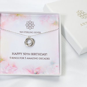 Cadeau collier 50e anniversaire pour elle 5 anneaux pour 5 décennies Idée cadeau personnalisée 50e pour maman, amie, soeur image 7