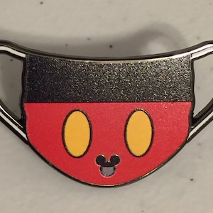 Mickey Mouse Fantasy Pin Versteckte Maske Pin! Fantasy Disney Gesichtsmaske Versteckte Mickey Inspirierte Pin mit Mickey Mouse Design in einer Maskenform Pin!