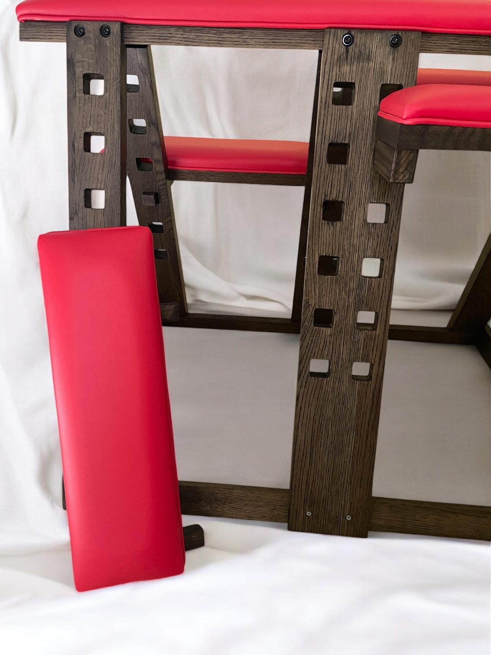 spanking-bench-bdsm-dungeon-sex-kink-furniture-easy-no-tool