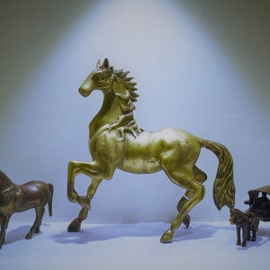 Handmade Brass Horse Statue: Vintage Home Decor (11 Inches)