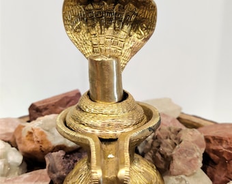 Estatua de Shiva Linga de latón hecha a mano - Acabado antiguo, decoración del hogar (16 cm)