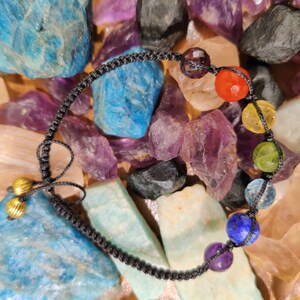 Macrame Seven chakra bracelet , Amethyst ,lapez lazuli ,Blue topaz ,Citrine ,Peridot ,Carnelian ,Garnet ,Handmade ,Bracelet