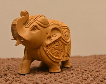 インドの手工芸品、手彫り、木製塗装象像、象の展示品、収集価値のある