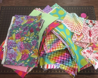 Free Spirit - Scrap bundle (various pieces and cuts) (Please read description)
