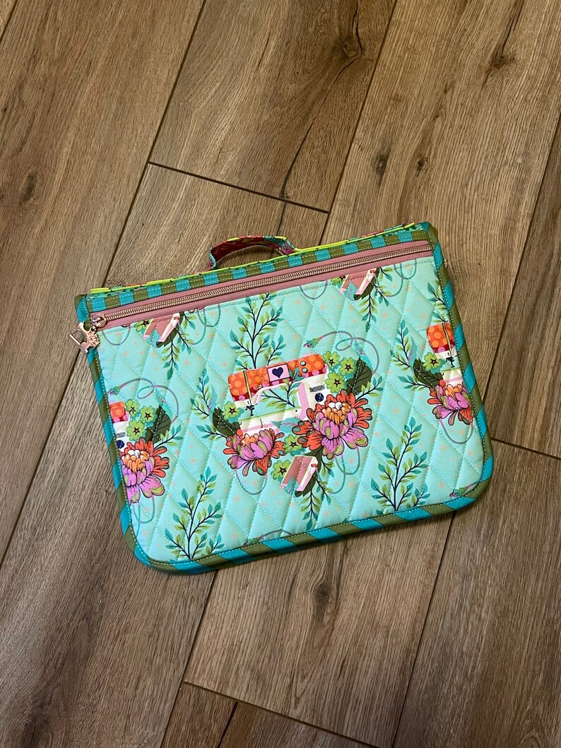 MADE TO ORDER Running With Scissors Craft and Tools Case Etsy