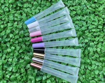 Vente en gros Tubes de brillant à lèvres minces de 15 ml avec bouchons