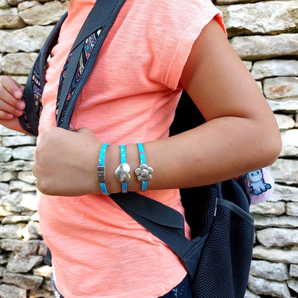 Kinder-Lederarmband, handgefertigt in Frankreich, maßgefertigt, pflanzlich gegerbt, Magnetverschluss, buntes Armband für Mädchen