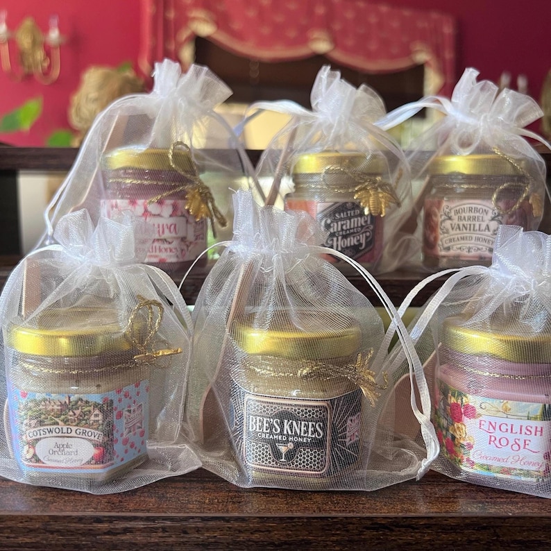 Honey sampler gift And share organza bag with spoon. Ready to gift with a Personal message.