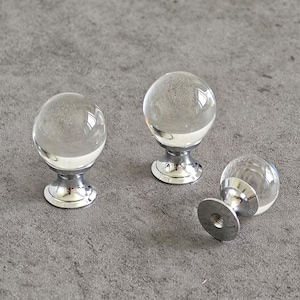 Bouton boule en verre cristal transparent : poignée pour armoire et tiroir en chrome brillant