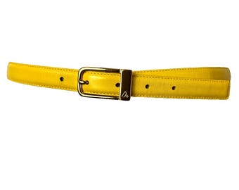90s Aniline Leather Skinny Belt Brass Buckle Size Small Yellow Liz Claiborne EUC
