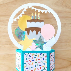 Carte d’anniversaire 3D