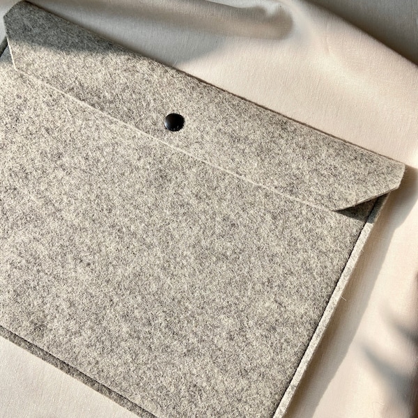 CUSTOM Size and Color Wool Felt Laptop Case - Snap Button Closure - Minimalist Envelope Design - Protective sleeve