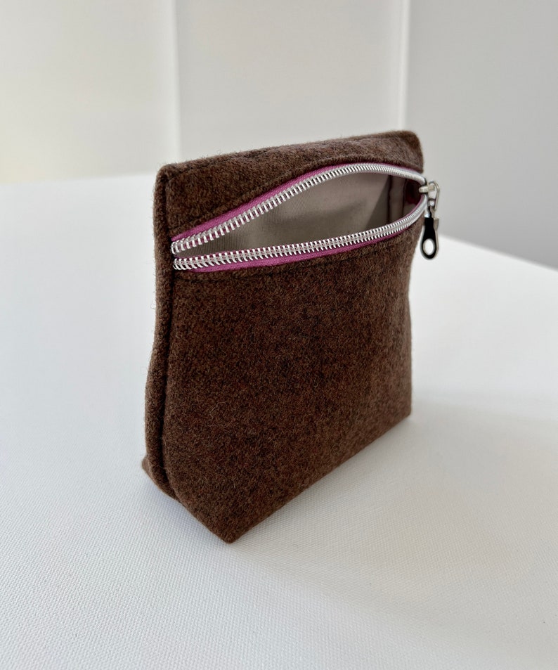 Handmade Oxford Brown Wool Makeup Bag: Minimalist Travel Pouch image 2