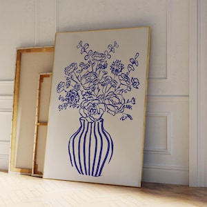 Póster con estampado floral de jarrón azul de moda, estampado de jarrón de rayas retro, estampado de flores azules dibujadas a mano, póster de ramo de decoración minimalista y moderna para sala de estar
