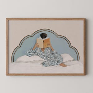 Décoration murale livresque : oeuvre d'art horizontale pour le dessus du lit, impression femme lisant, impression bleu et blanc pour chambre à coucher