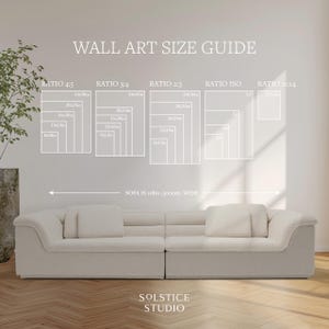 K&ouml;nnte beinhalten: Ein Wandkunst-Gr&ouml;&szlig;enleitfaden mit verschiedenen Verh&auml;ltnissen und Ma&szlig;en in Zoll. Der Leitfaden zeigt die Gr&ouml;&szlig;e von Kunstwerken, die gut &uuml;ber einem Sofa von 118 Zoll Breite aussehen w&uuml;rden. Der Text "SOFA IS 118in (300cm) WIDE" befindet sich unter dem Leitfaden.