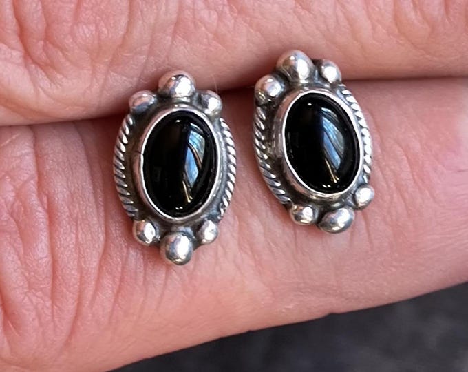 Vintage Onyx Earrings, Sterling SIlver with Western, Native American feel