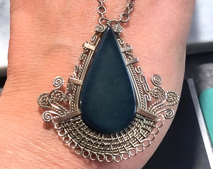 Vintage Silver Necklace -  South American Green Agate with Intricate Wire Wrapping, Chain