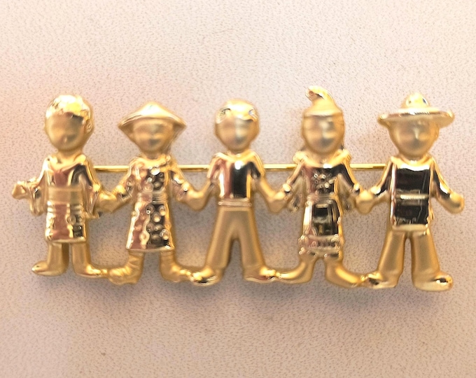 Vintage Figural Brooch Featuring Chinese, Asian Costumes and Traditional Clothing, Garb