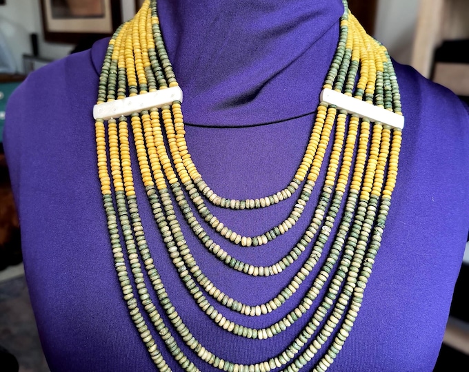 Vintage Green & Gold Bold Wooden Bead Necklace