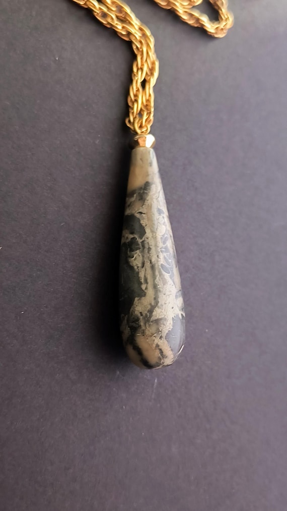 Pendulum Pendant - Vintage Italian Carrara Marble Teardrop for Decoration or Fortune Telling